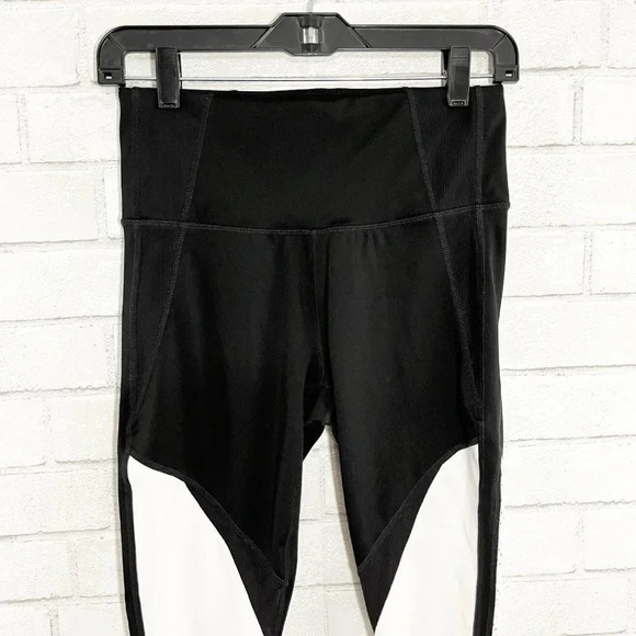 Athleta Black and White Cropped Leggings with Laser Cut Details Women's Small - Picture 2 of 7